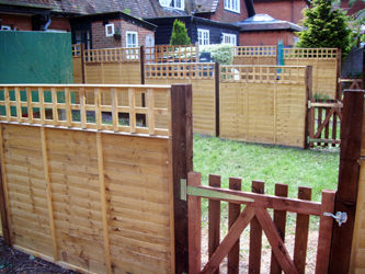 muddy boots landscaping Fencing